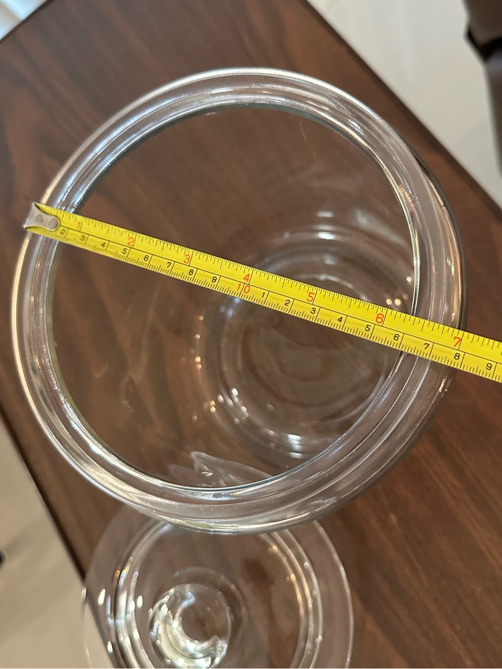 Lg. Glass Kitchen Storage Jar with it Lid - Picture 5 of 6